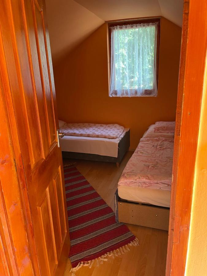 Horvath Vendeghaz Hotel Monosbel Luaran gambar