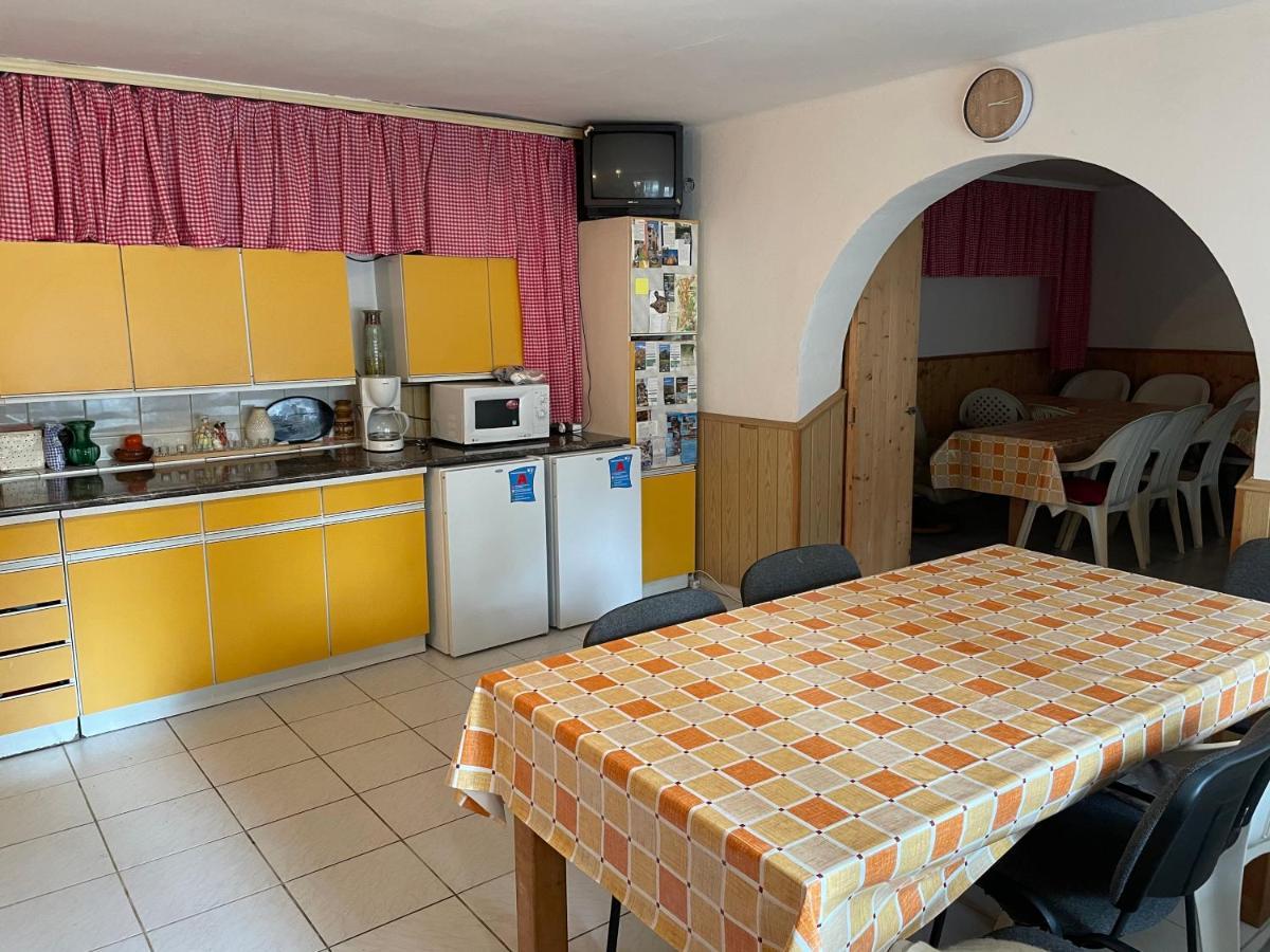 Horvath Vendeghaz Hotel Monosbel Luaran gambar